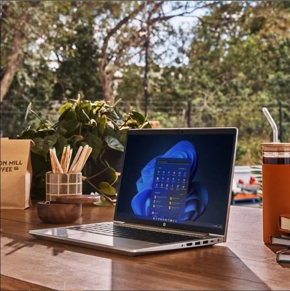 Máy tính xách tay HP ProBook 450 G9 6M103PA