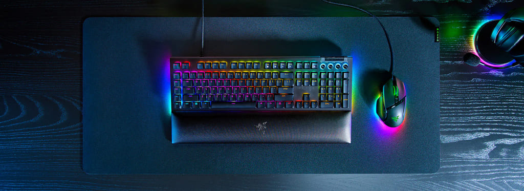 Bàn Phím Cơ Razer BlackWidow V4 Yellow Switch 