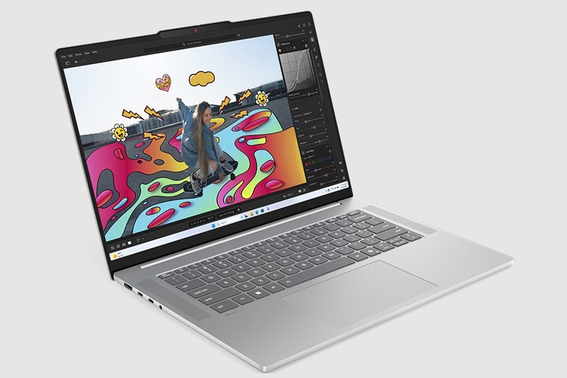Laptop Lenovo IdeaPad Slim 5 15ARP10 OLED 83J3002SVN 