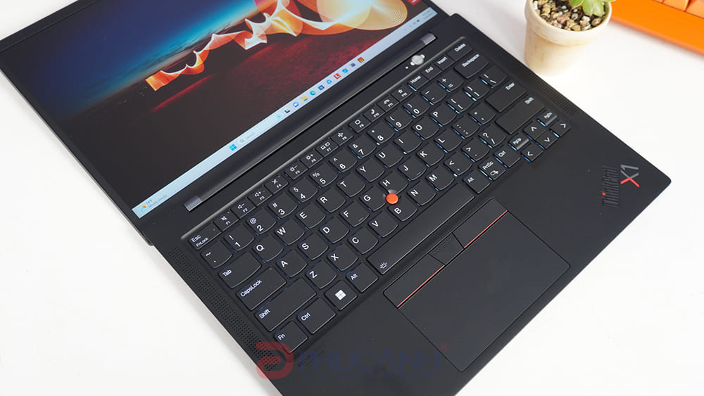 Lenovo ThinkPad X1 Carbon Gen 10 21CB00A6VN TOUCH