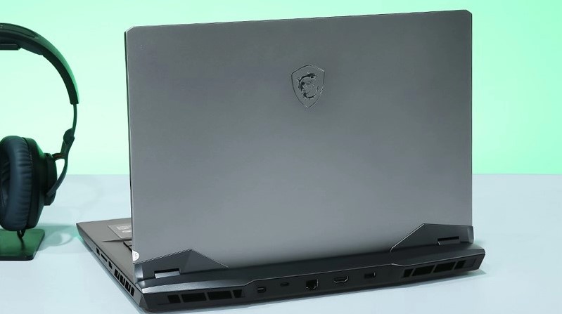 Laptop MSI GE Raider