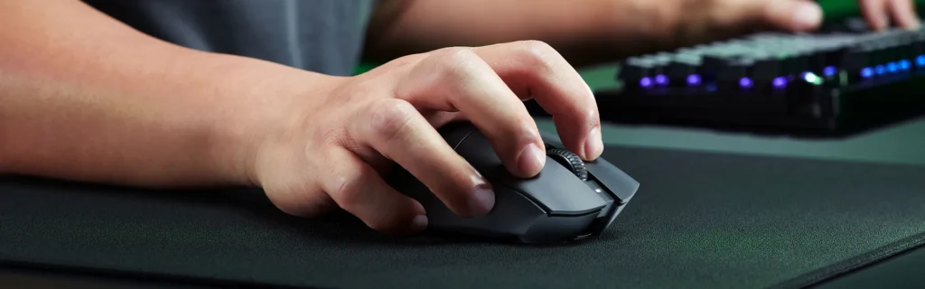 Chuột Gaming Không Dây Razer DeathAdder V3 HyperSpeed