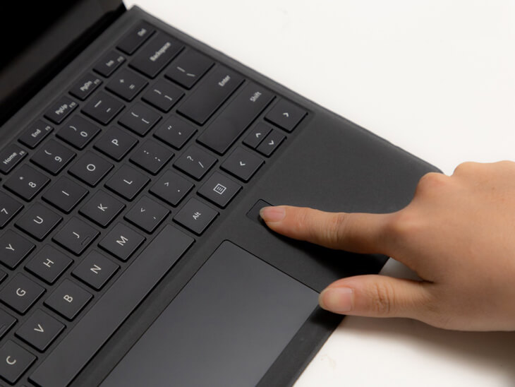 Laptop Surface có những điểm đặc biệt nào thu hút người dùng