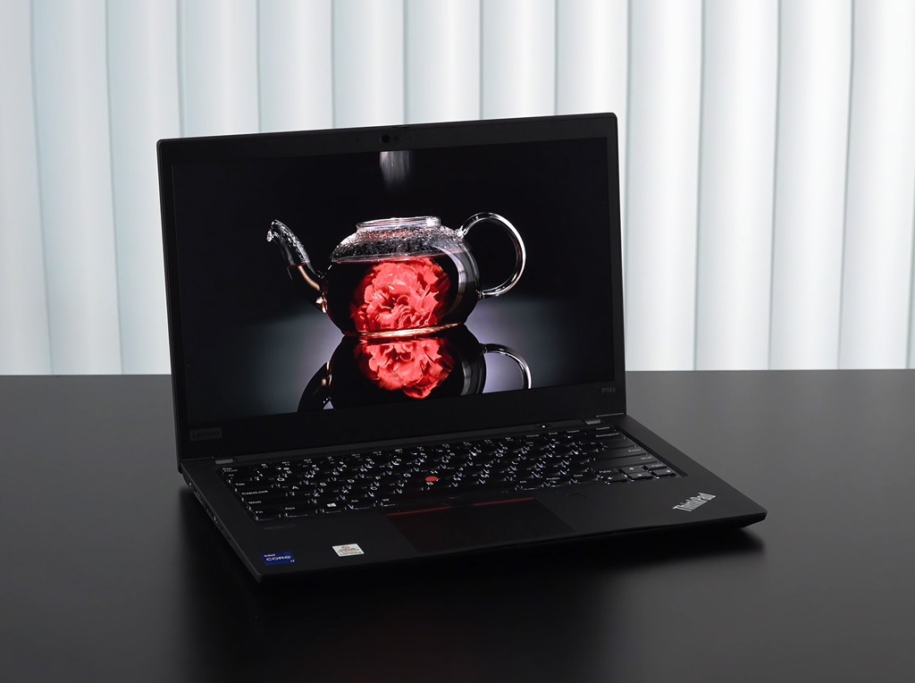 ThinkPad P14s – Workstation di động cho dân kỹ thuật