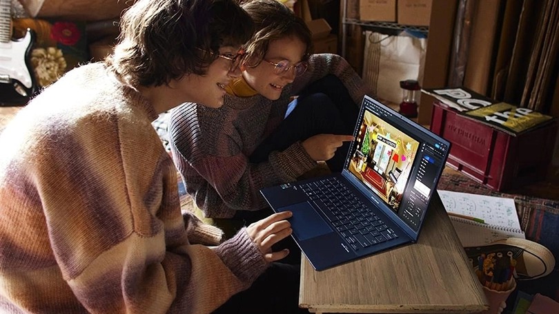 Laptop Asus Zenbook i7