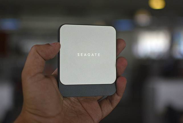 ổ cứng di động SSD Seagate Fast