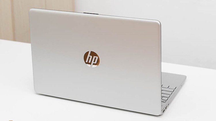 Laptop HP 15s-du0114TU 8WE69PA 