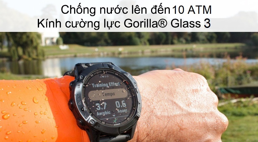Chống nước lên đến 100m, kính cường lực Gorilla Glass 3