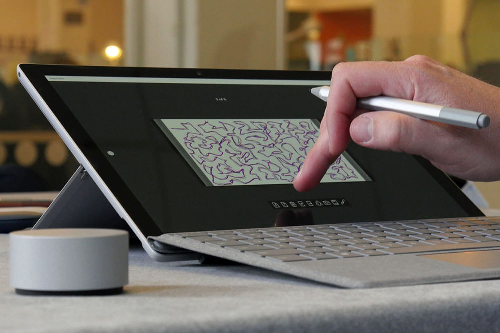 Bàn phím MTB Microsoft Surface Pro Signature - Charcoal