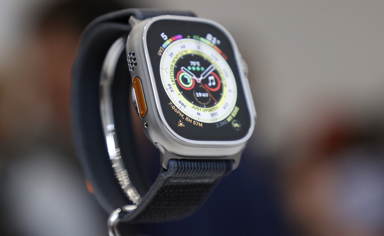 Apple Watch Ultra với màn hình Micro LED sẽ xuất hiện vào 2026?