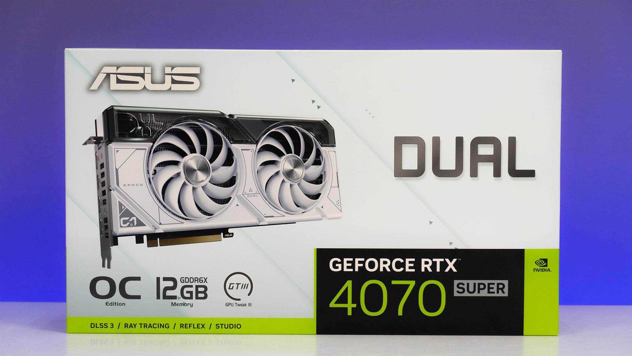 Trên tay Card màn hình Asus Dual GeForce RTX 4070 SUPER White OC Edition | Chân nguồn mới, giá 20 triệu đồng 