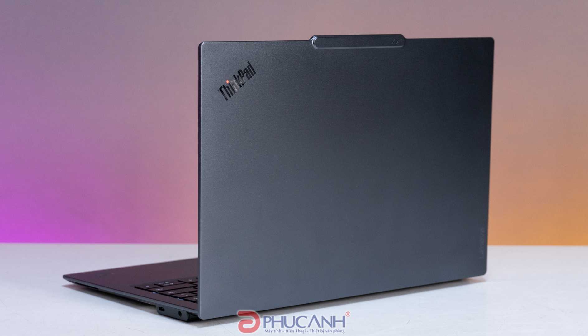 Đánh giá Lenovo ThinkPad X9 14 Aura Edition: Laptop doanh nhân siêu mỏng, tích hợp AI bảo mật, thông minh