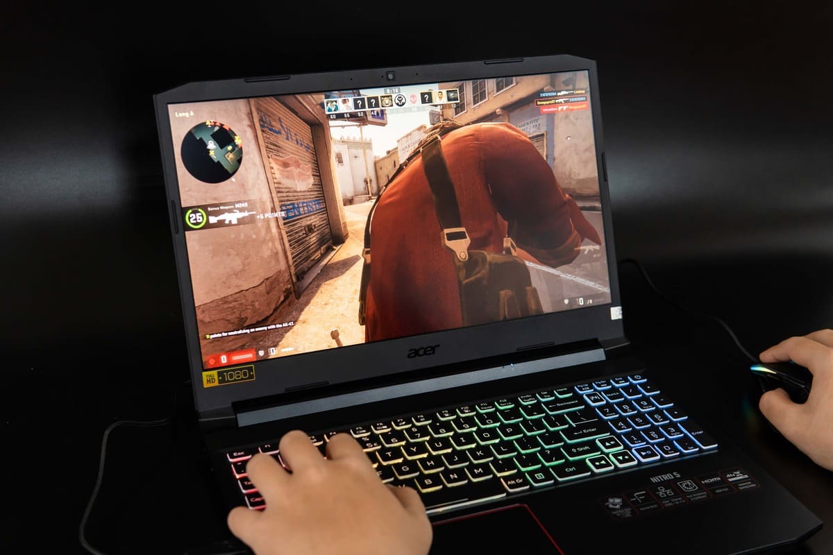 Top 5 Laptop Gaming chơi CS2 siêu mượt đáng mua cho game thủ năm 2025