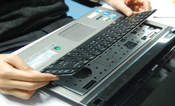 Thay bàn phím laptop bao nhiêu tiền - Chi phí và lưu ý quan trọng