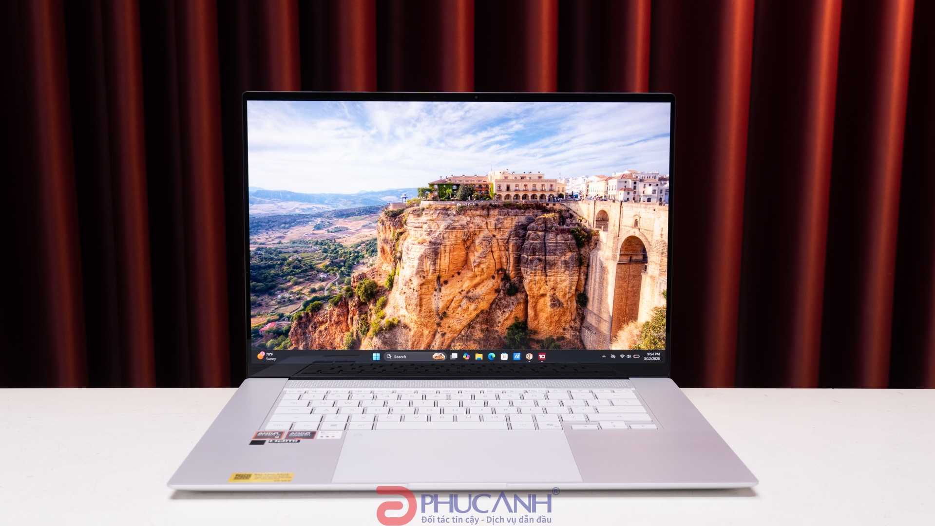 Đánh giá ASUS Zenbook S16 UM5606: mỏng nhẹ “full option”, màn OLED 3K đỉnh cao, AI thế hệ mới