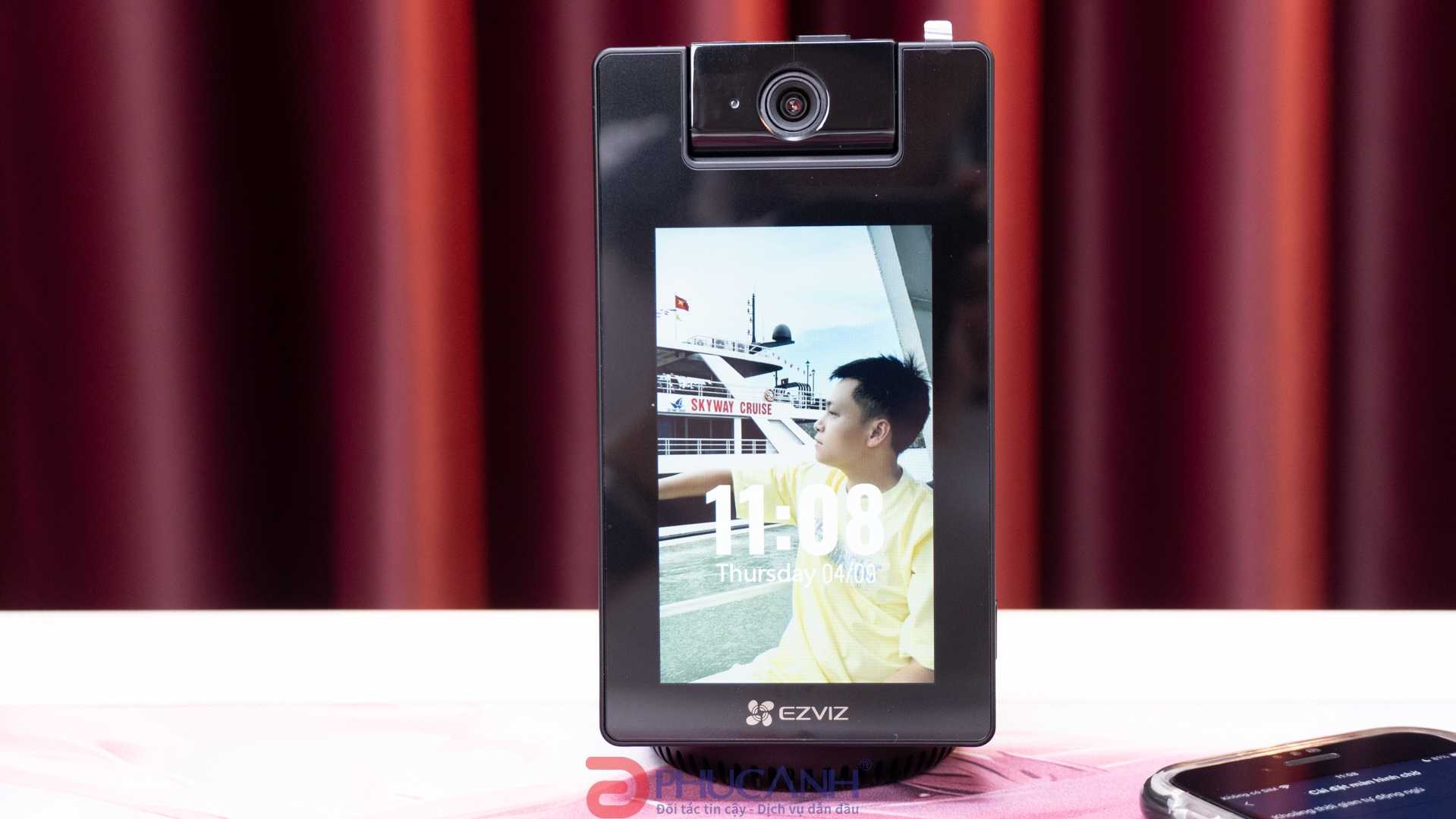 Đánh giá EZVIZ S10: Camera an ninh hay thiết bị liên lạc thông minh?