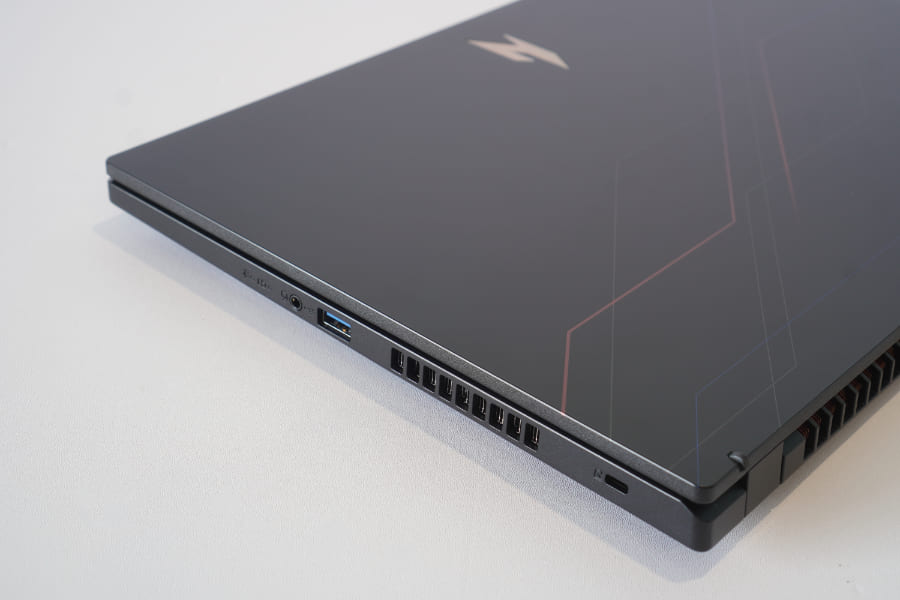 Sinh viên nên chọn laptop gaming hay laptop văn phòng?