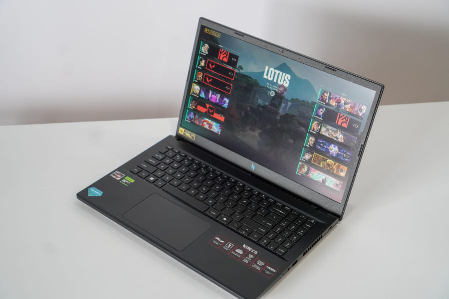 Acer Nitro ProPanel ANV15-52-74UM: Màn hình 180Hz, RTX 3050 và sức mạnh đa nhiệm cho học tập, sáng tạo nội dung và gaming