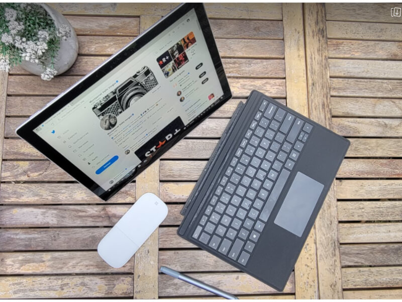 [Review] Bàn phím Surface Type Cover - Cải tiến đột phá, cao cấp xứng tầm với Surface Pro 8 