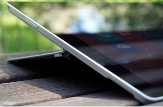 Rộ tin đồn tablet lai Surface Pro 4 sắp chào đời 