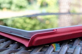 Surface Pro 4 lỗi hẹn người dùng vào năm sau 