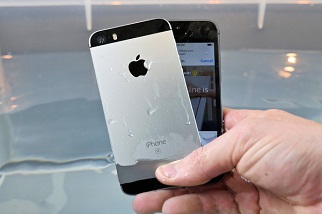 Iphone SE được trang bị khả năng chống nước "thần thánh"