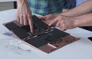 Mổ xẻ chiếc laptop Macbook Rose Gold gây sốt hiện nay 