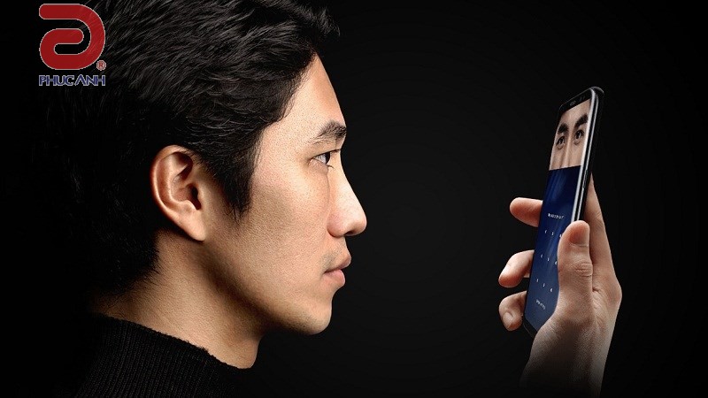 Tính năng Quét mống mắt trên Galaxy S8 có thể dùng để mua hàng online