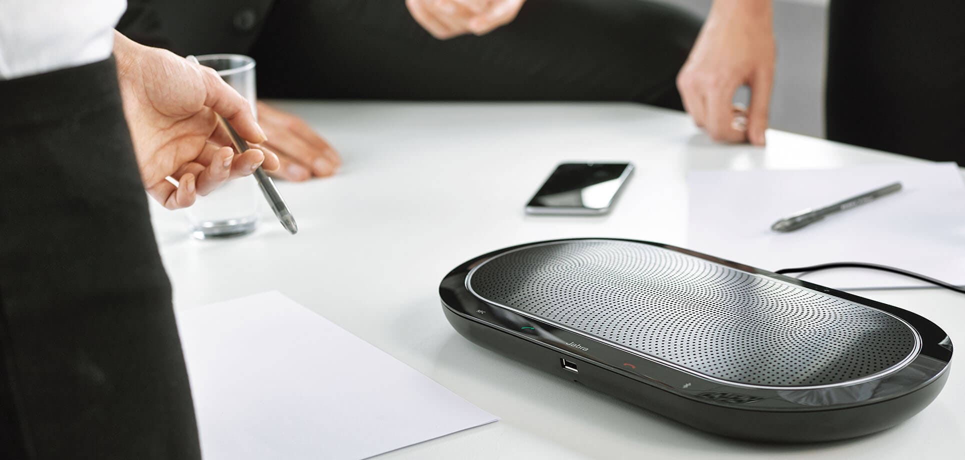 Những điều bạn cần biết về Loa hội nghị không dâyJabra SPEAK 810