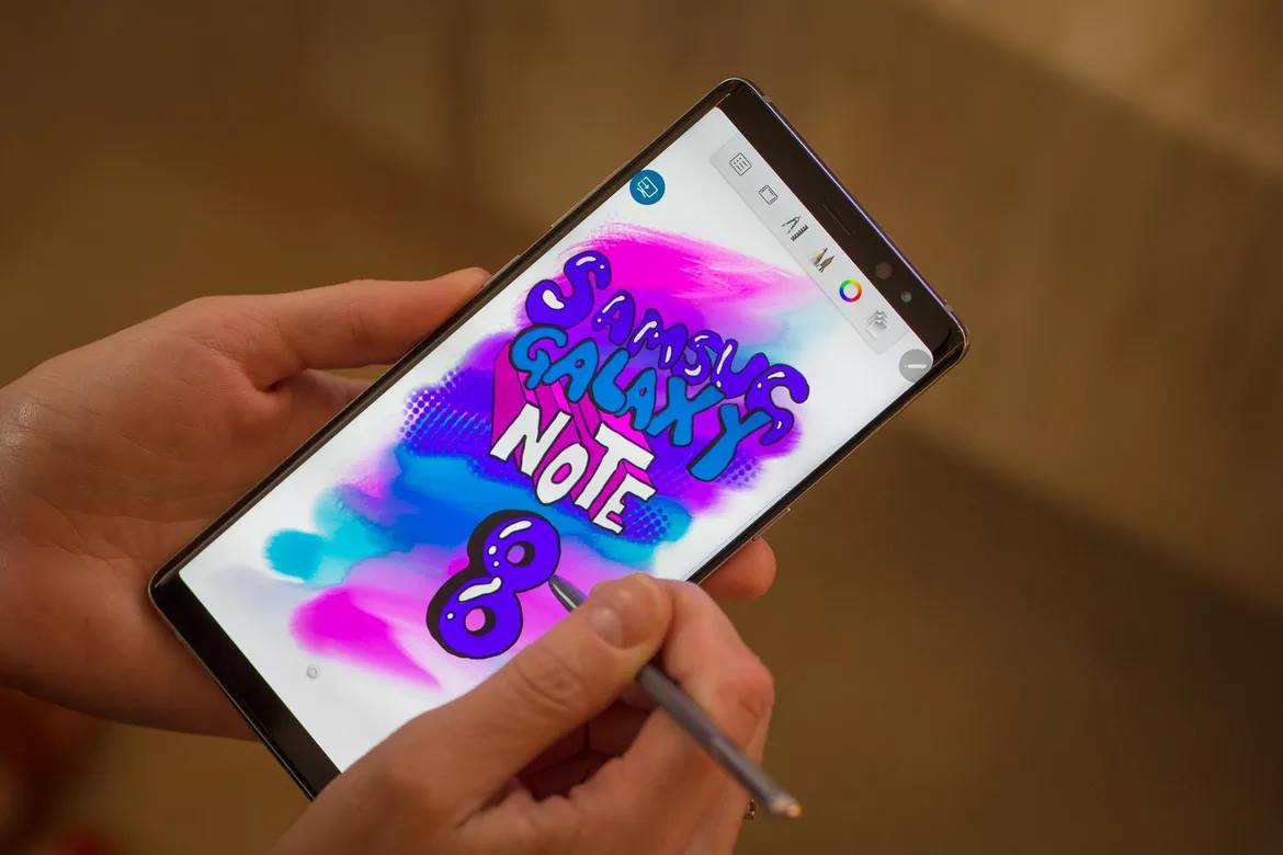 Galaxy Note 8 được đánh giá là có màn hình hiển thị tốt nhất hiện nay