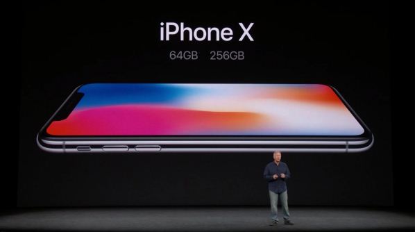 iPhone X chính thức ra mắt: thiết kế mới, màn hình OLED 5.8 inch, FaceID nhận dạng 3D, chip A11 Bionic