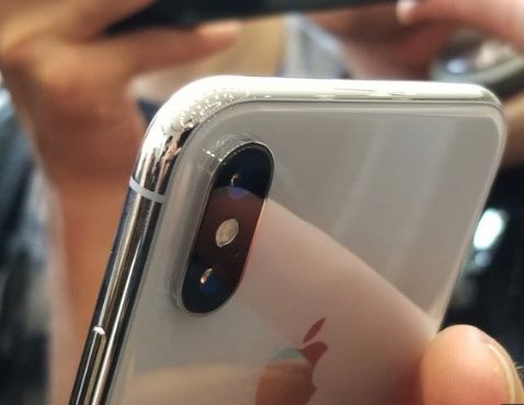 Chiêm ngưỡng hình ảnh thực tế iPhone X "đẹp hết chỗ chê"