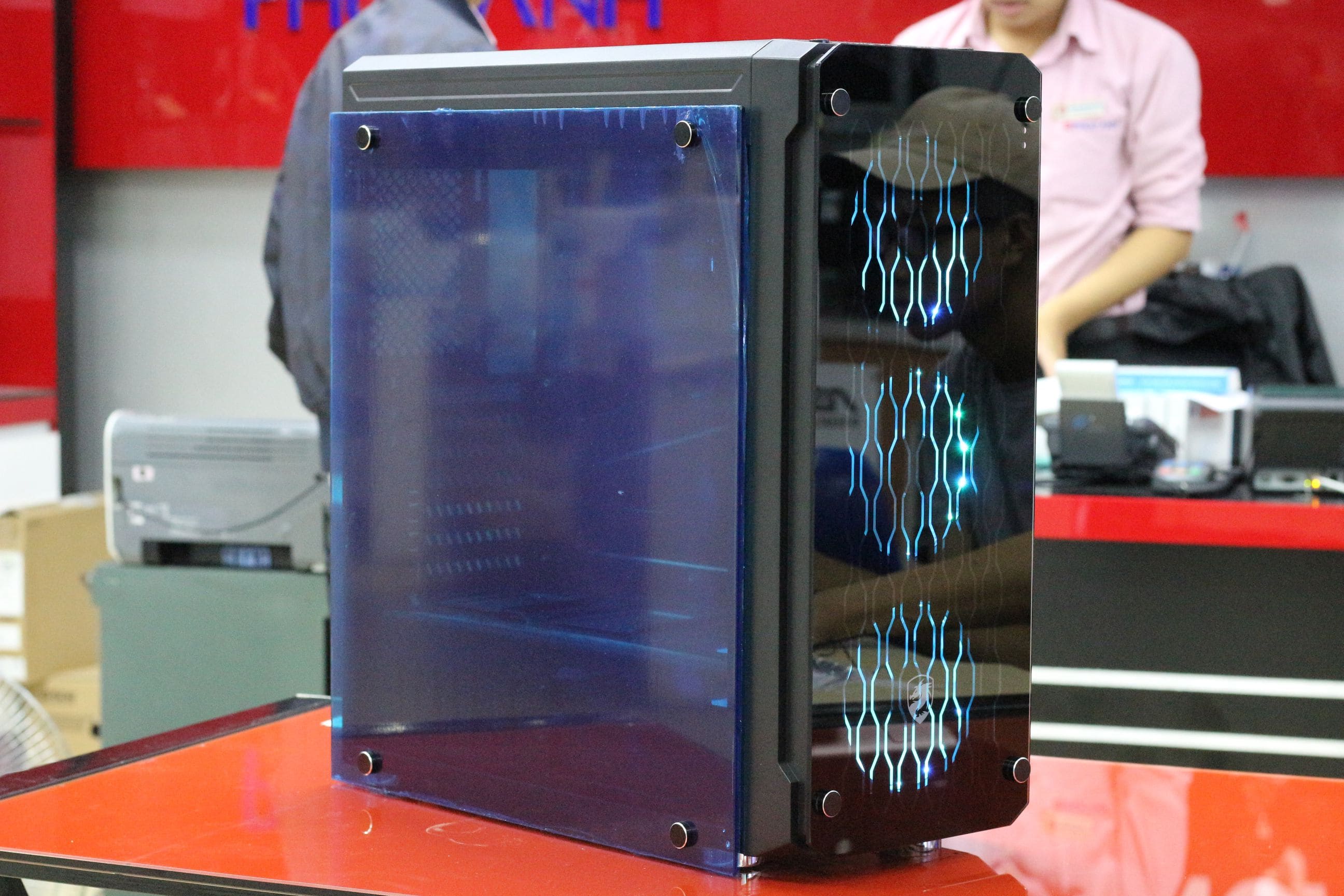 Review vỏ case Nefertiti G9 mặt kính Temper Glass - Phiên bản hoàn thiện của Dark Night G10
