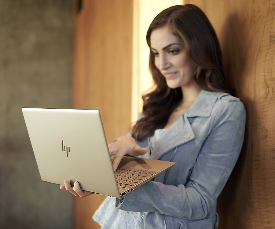 HP Envy 13-ad075TU – Laptop siêu mỏng nhẹ, cấu hình cao hoàn hảo cho công việc và giải trí