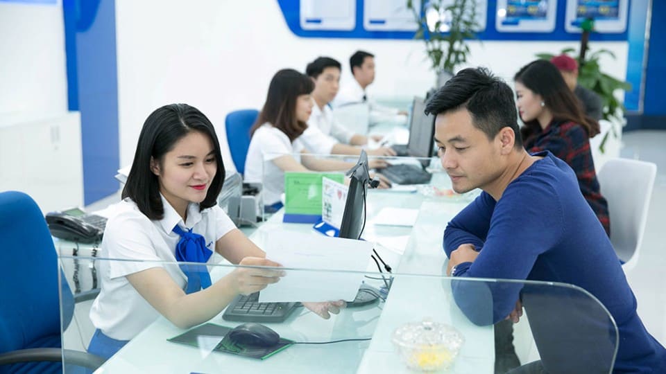 Nếu không muốn bị khóa SIM Viettel, Vinaphone, Mobifone hãy kiểm tra ngay thông tin sau