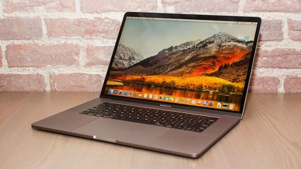 Có giá đến 6.699 USD nhưng MacBook Pro 2018 vẫn chưa phải là chiếc laptop đắt nhất của Apple