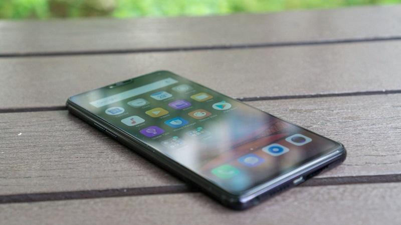Lộ diện Oppo R17 với tai thỏ được thiết kế lại đẹp hoàn hảo hơn iPhone X
