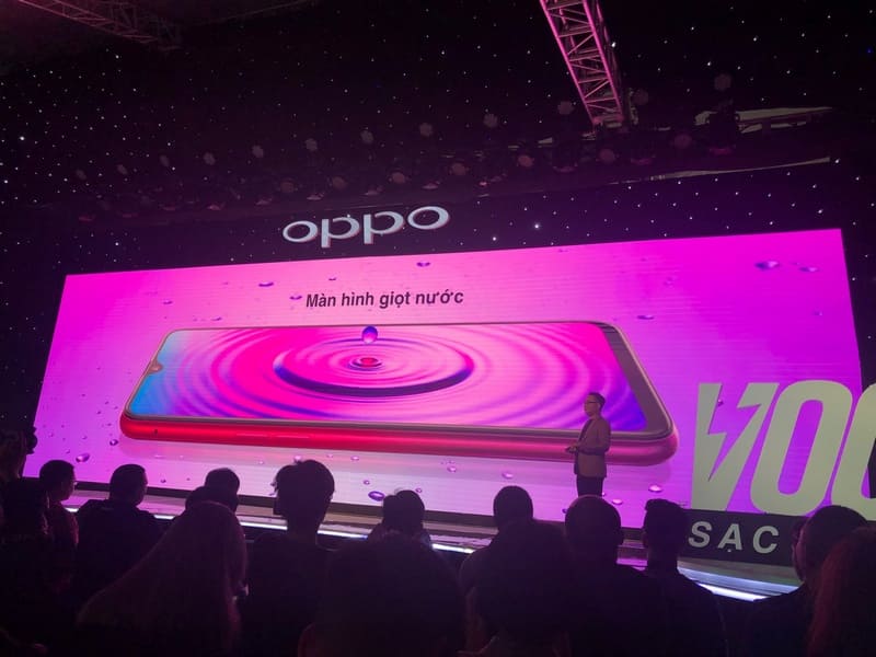 Oppo F9 ra mắt tại Việt Nam: giá 7.690 triệu, camera kép, màn hình giọt nước, công nghệ sạc nhanh
