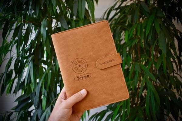 Tesmo Universe Book - Ý tưởng điên rồ nhưng không gì là không thể