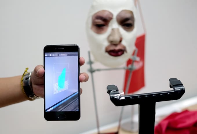 Mặt nạ 3D vẫn bị chào thua trước Face ID