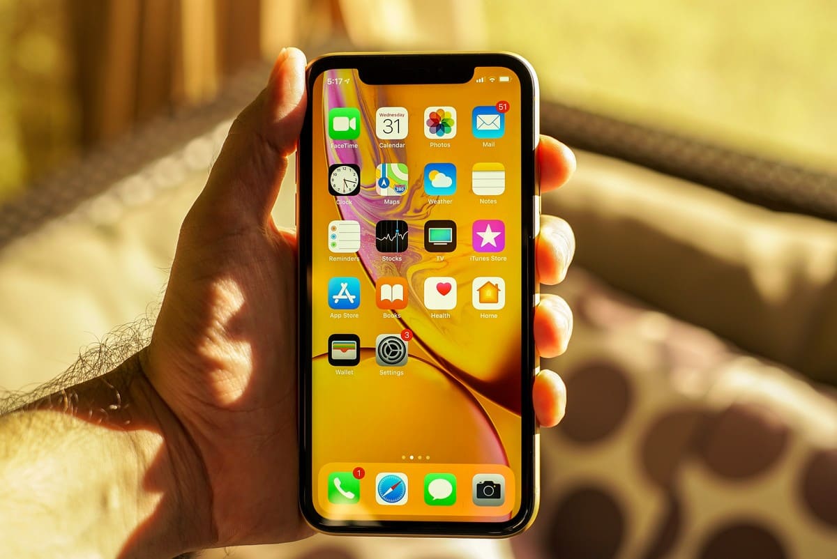 iPhone XR Smartphone cao cấp, hiệu năng vượt trội, giá rẻ khó lòng bỏ qua