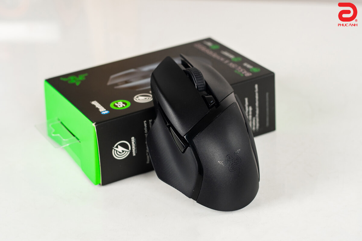 Trên tay và cảm nhận về chuột Razer Basilisk X Hyperspeed