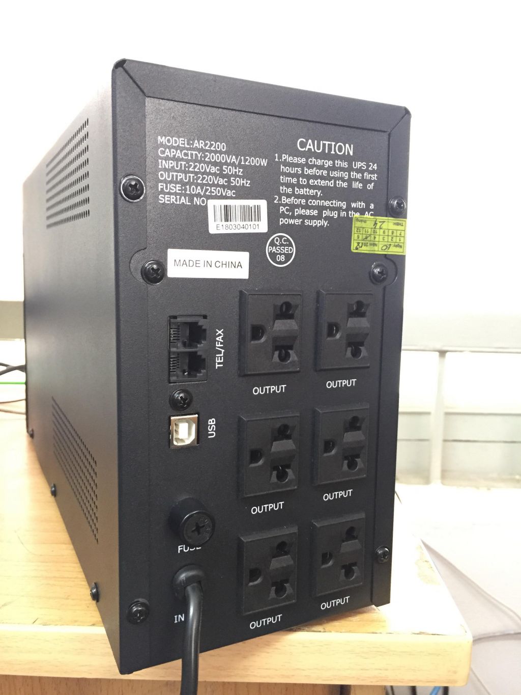 Bộ lưu điện UPS ARES AR2200 (2000VA 1200W)